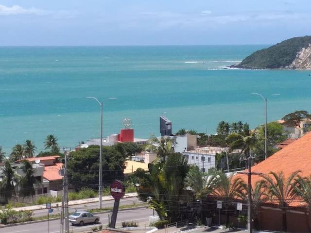 Em Ponta Negra Natal-rn Vista O Mar *